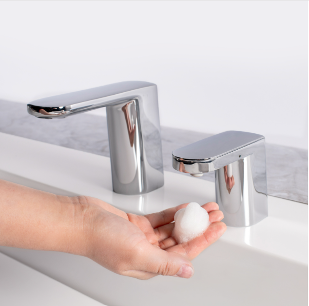 B-968 - Distributeur de savon mousse rechargeable Fino Collection, chrome poli